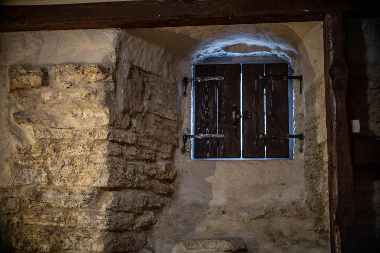 Roofs Of The Old Tallinn Guest House Exterior foto
